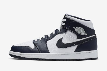 Air Jordan 1 Mid In Navy And Gold