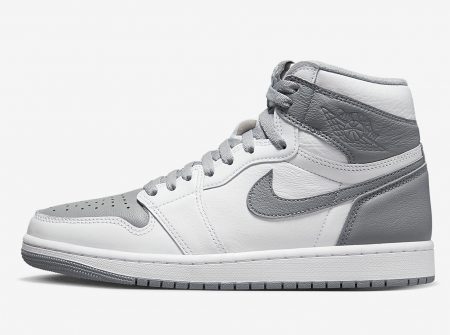 Air Jordan 1 High OG Stealth