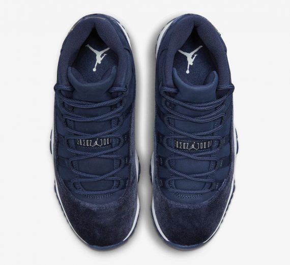 Air Jordan 11 WMNS "Midnight Navy"