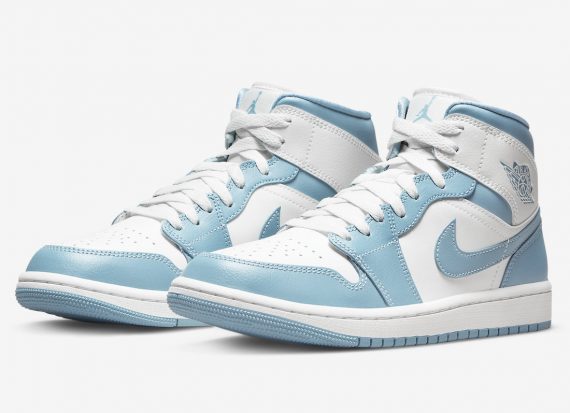 Air Jordan 1 Mid UNC