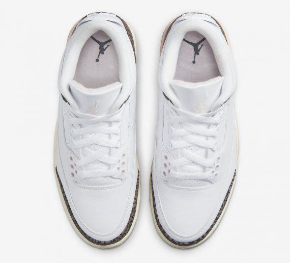 Air Jordan 3 WMNS Neapolitan