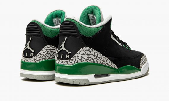Air Jordan 3 "Pine Green"