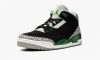 Air Jordan 3 "Pine Green"
