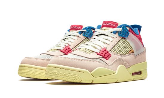 Air Jordans 4 Retro SP "Union" Guava Ice