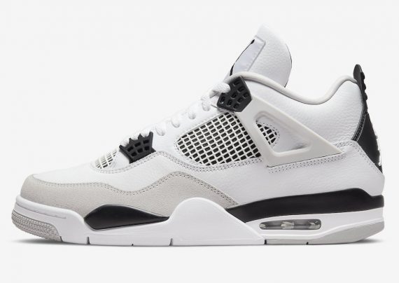 Air Jordan 4 "Military Black"