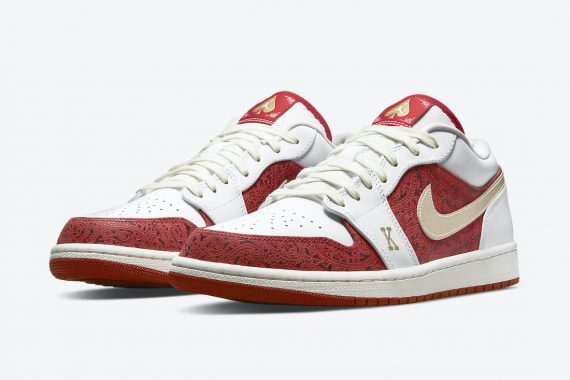 Air Jordan 1 Low Spades