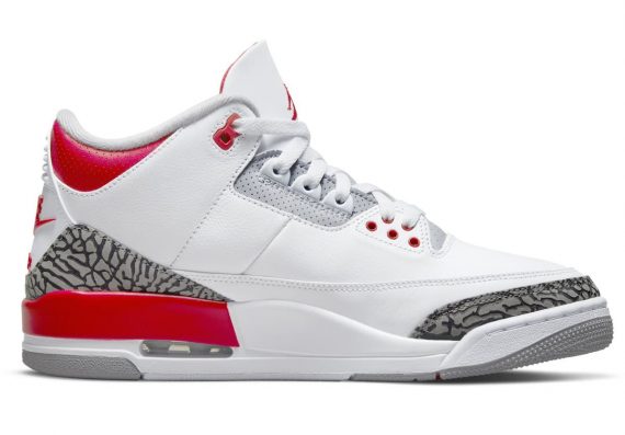 Air Jordan 3 OG "Fire Red"