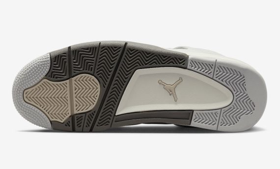 Air Jordan 4 SE Craft Photon Dust