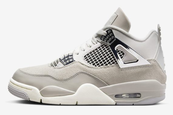 Air Jordan 4 Frozen Moments