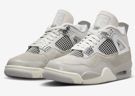Air Jordan 4 Frozen Moments
