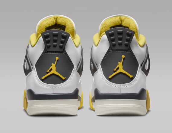 Air Jordan 4 Vivid Sulfur