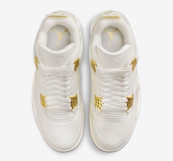 Air Jordan 4 Metallic Gold