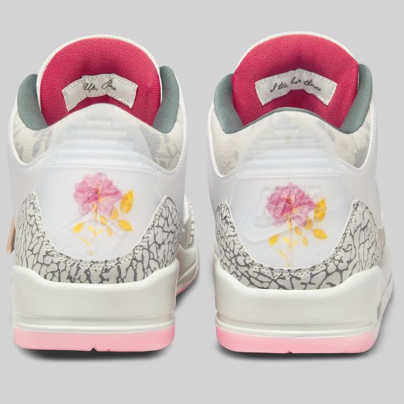 Air Jordan 3 WMNS Wings