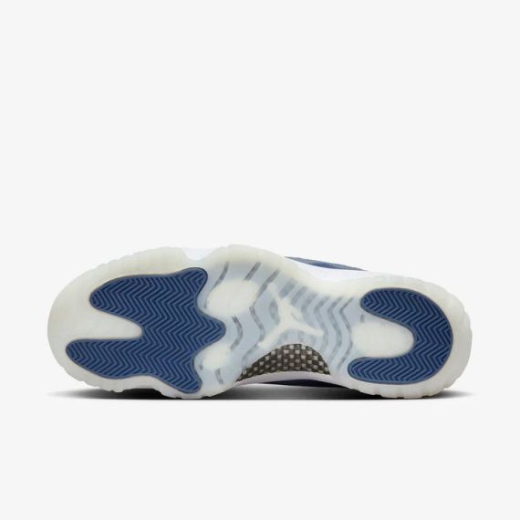 Air Jordan 11 Retro Low Diffused Blue