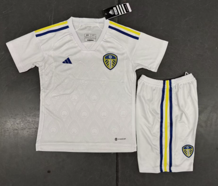 23/24 Leeds United Home Football Jersey Kids Size Suit