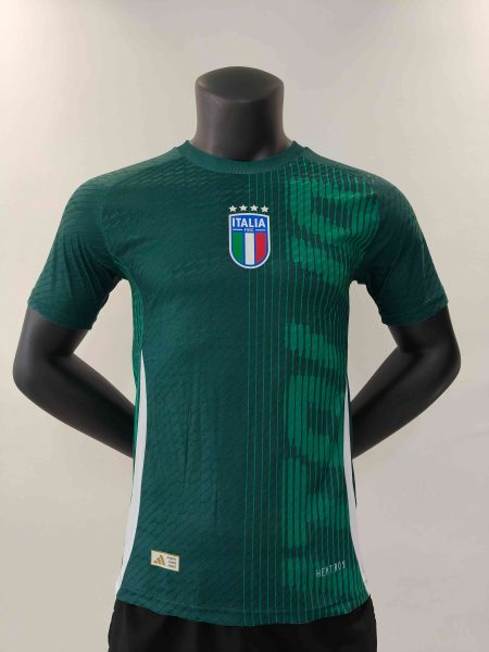 24/25 Italy Green Special Edition Football Shirt
