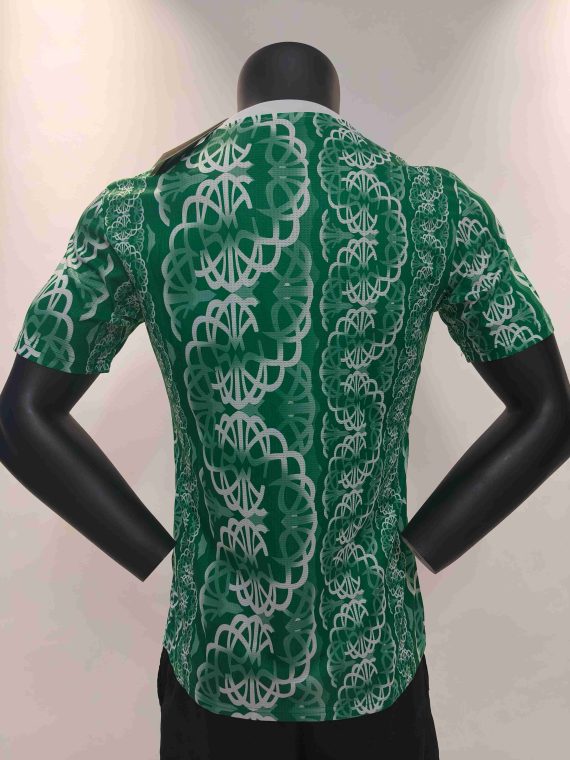 24/25 Player Version Celtic Training Football Shirt